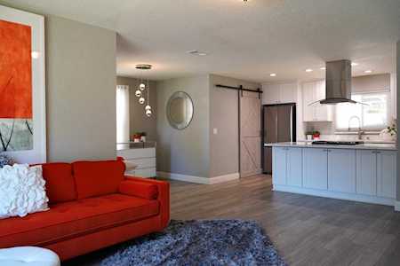 4635 60 Street Sacramento, CA 95820