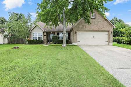 108 Dickinson Dr Georgetown, KY 40324
