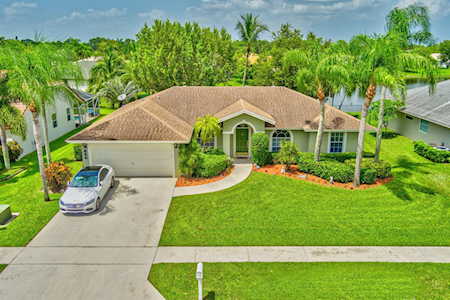 246 Monterey Way Royal Palm Beach, FL 33411