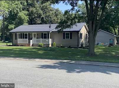 115 W North St Felton, DE 19943
