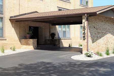 1545 Arboretum Dr #106 Oshkosh, City of Oshkosh, WI 54901-2797