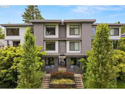 650 1st ST Lake Oswego, OR 97034