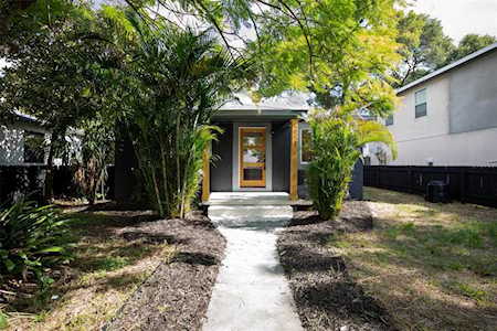 2521 9th Ave N St. Petersburg, FL 33713