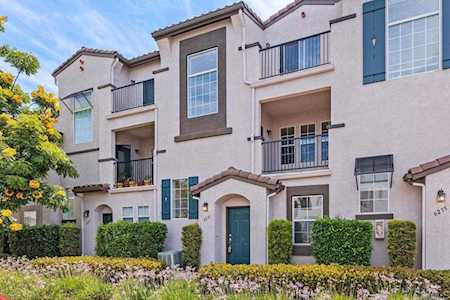 6231 Via Trato Carlsbad, CA 92009