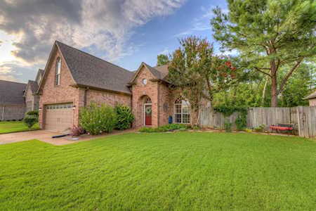 8154 W White Wing Cv Bartlett, TN 38002