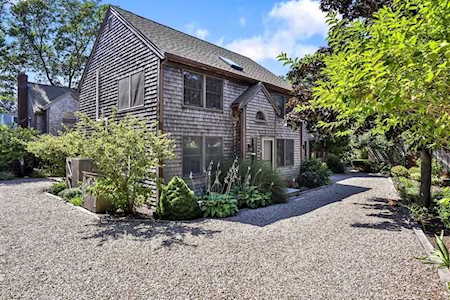 18 Miller Hill Rd #13 Provincetown, MA 02657