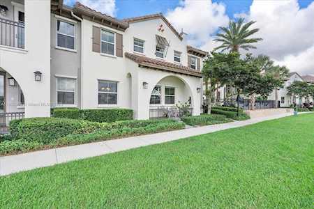 4255 Cascada Cir Cooper City, FL 33024