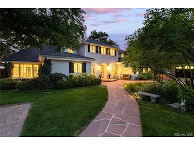 21 Cherry Lane Dr Englewood, CO 80113
