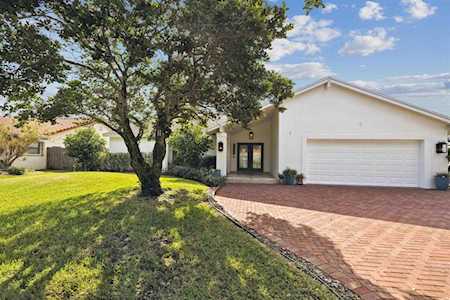 1083 NW 96 Avenue Plantation, FL 33322