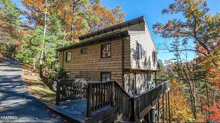 2758 Overholt Tr Sevierville, TN 37862