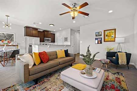 1302 Catalan RD #1002 Austin, TX 78748