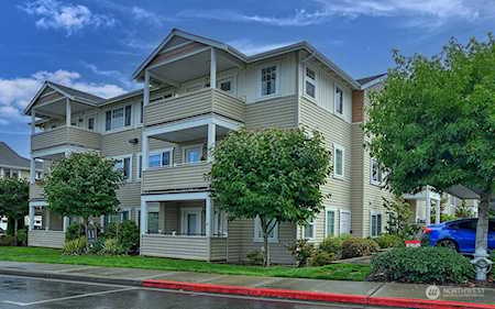 13421 97th Ave E #304 Puyallup, WA 98373