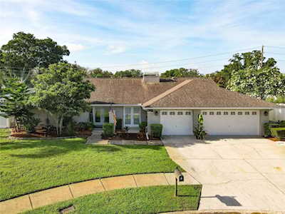 2985 Heather Trl Clearwater, FL 33761