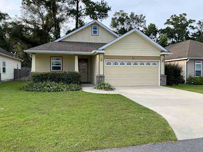 32 Tuscany Trace Crawfordville, FL 32327