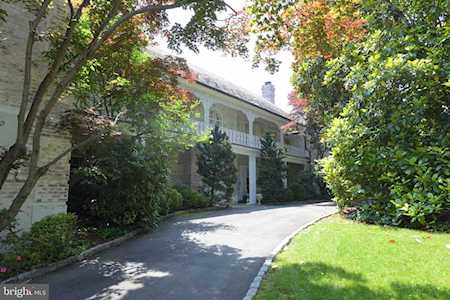 6307 Olmi Landrith Dr Alexandria, VA 22307