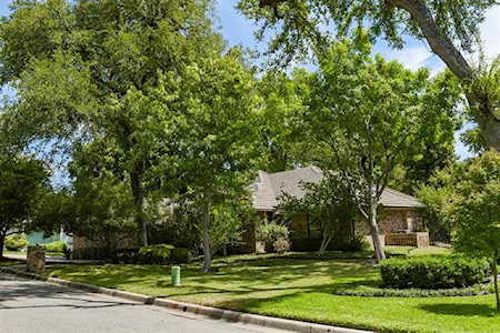 5105 Sealands Lane Fort Worth, TX 76116