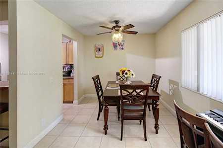 812 Meadows Cir #812 Boynton Beach, FL 33436