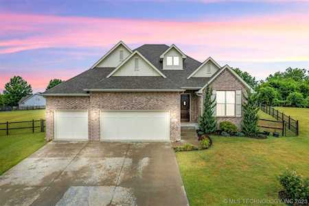8211 Dunnwood Rd Claremore, OK 74019