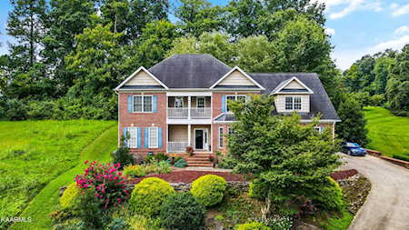40 Riverside Dr Oak Ridge, TN 37830