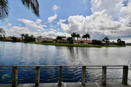 2060 Amesbury Circle Wellington, FL 33414