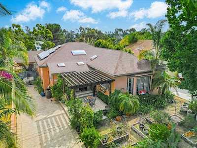4830 Sussex Dr San Diego, CA 92116