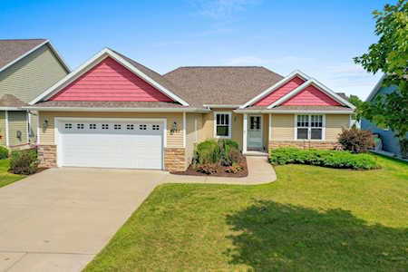 4863 Isabella Circle Hobart, Village of Hobart, WI 54155-9290