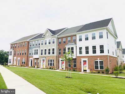 305 Buckeye Circle La Plata, MD 20646