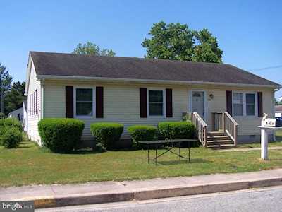 501 Center St Laurel, DE 19956