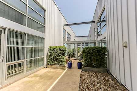 415 S Front St Memphis, TN 38103