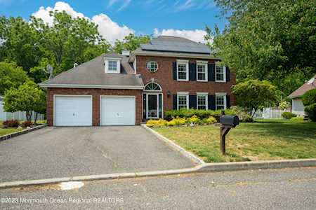 58 Society Hill Way Tinton Falls, NJ 07724