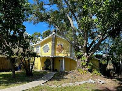 625 25th Ave S St. Petersburg, FL 33705
