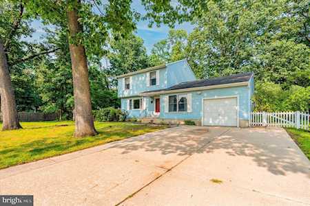 227 Dobson Ln Cherry Hill, NJ 08003
