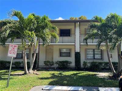 23398 SW 57th Ave #303 Boca Raton, FL 33428