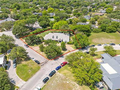 6211 Indian Creek Drive Westover Hills, TX 76107