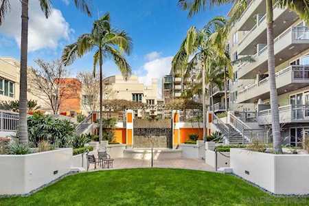 1580 Union St #204 San Diego, CA 92101