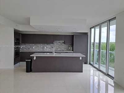 7825 NW 107th Ave #204 Doral, FL 33178