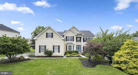 20 Garland Ct Phoenixville, PA 19460