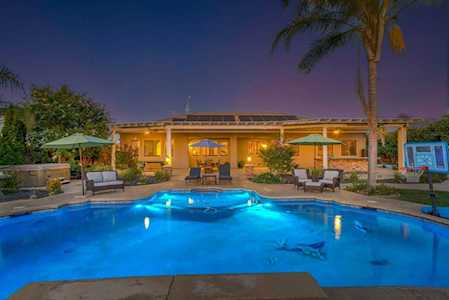 8567 Bridgestone Crescent Road Roseville, CA 95747