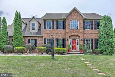 113 Creamery Rd Boiling Springs, PA 17007