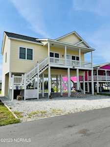 710 Carolina Blvd Topsail Beach, NC 28445