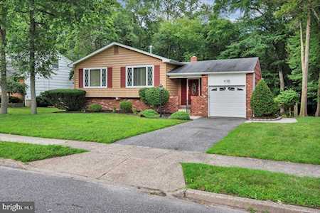 203 Cambridge Rd Blackwood, NJ 08012