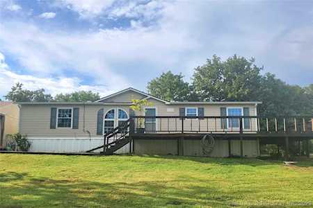 33600 W S 8th Place Mannford, OK 74044