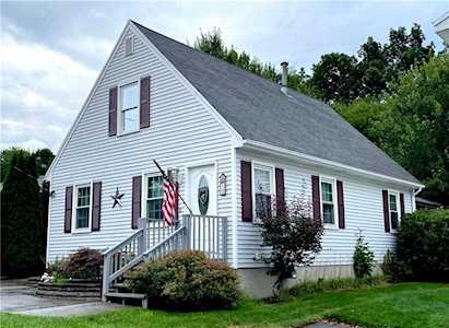 12 Morning Glory Rd Cumberland, RI 02864