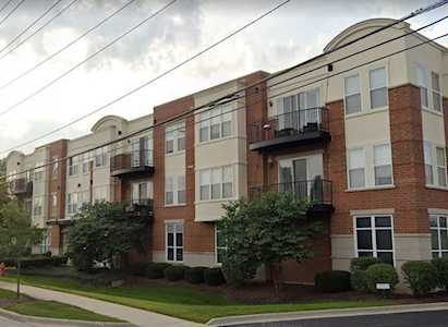 104 E 11th Ave #101 Naperville, IL 60563
