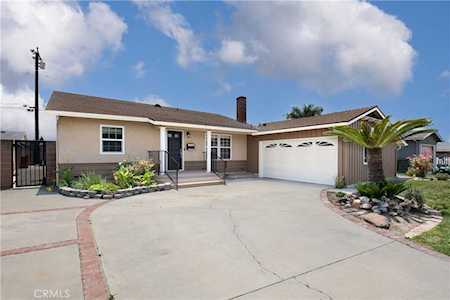 8112 Central Ave Garden Grove, CA 92844