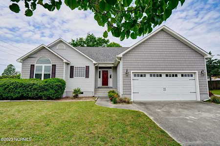 7501 Essary Place Wilmington, NC 28411