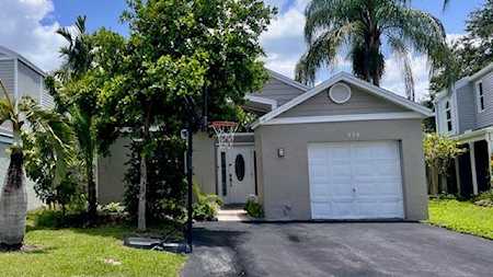 270 SW 159th Ave Sunrise, FL 33326
