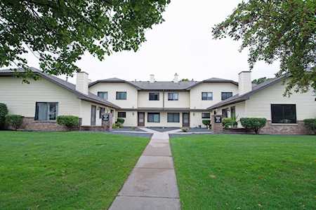 5505 Orleans Lane N #6 Plymouth, MN 55442