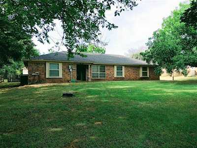 116 Jean Lane Burleson, TX 76028