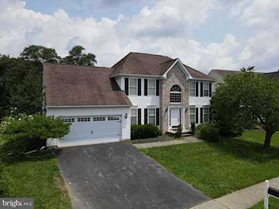 3 Cardigan Ct Newark, DE 19702
